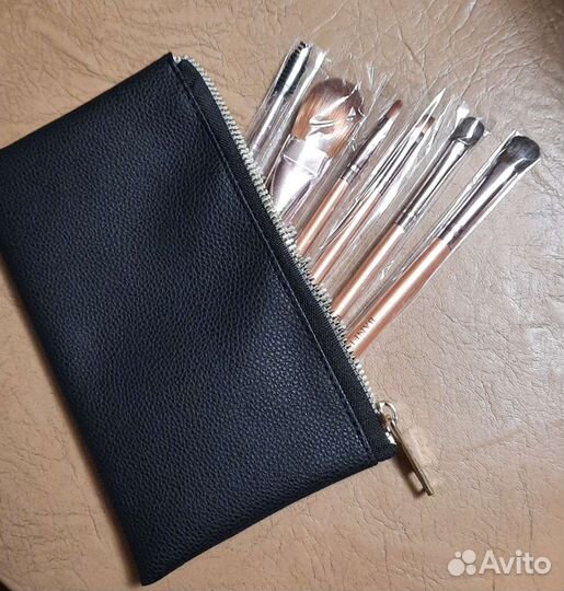 Кисти для макияжа