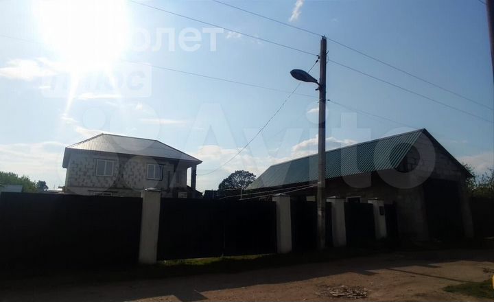 Коттедж 221,5 м² на участке 11 сот.