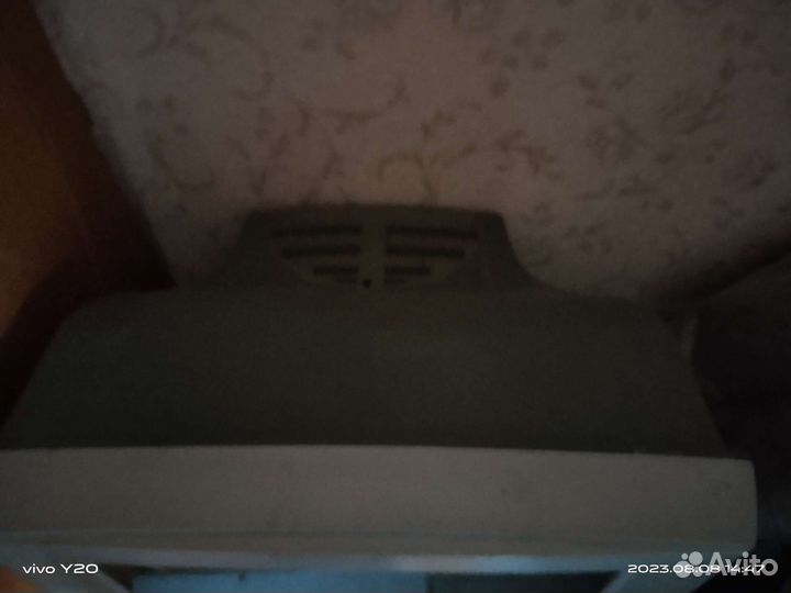 Телевизор Samsung 52 см