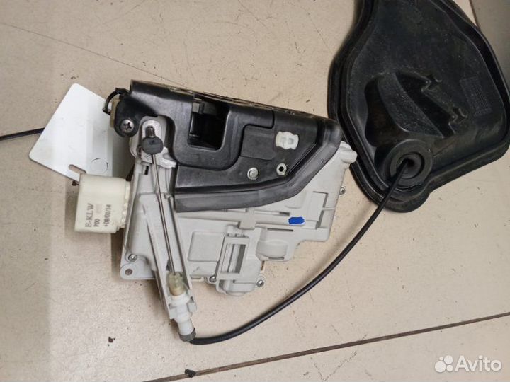 Замок двери задний левый Audi A6 C7 CDN 2.0 tfsi