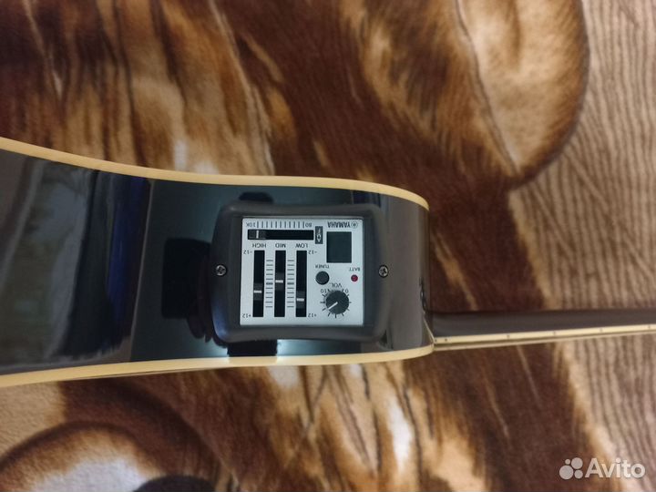 Гитара yamaha apx 700 II BL