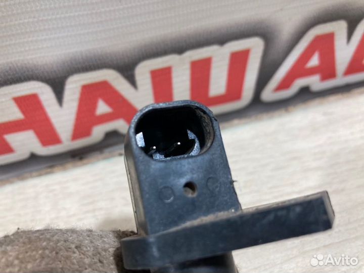 Датчик положения коленвала LADA Vesta седан 2017