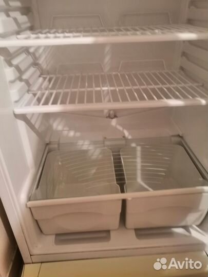 Холодильник stinol