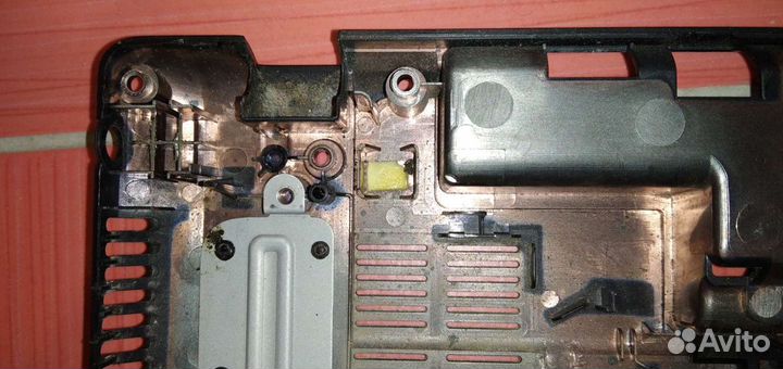 Ноутбук eMachines E642G белый экран