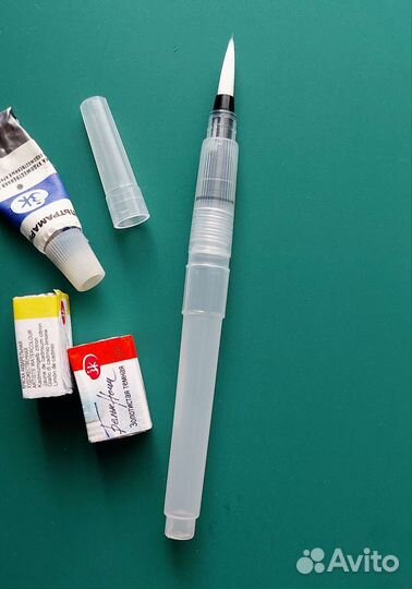 Кисть для живописи с резервуаром для воды