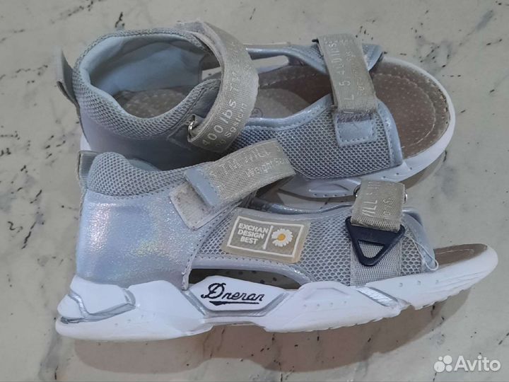 Сандали для девочки