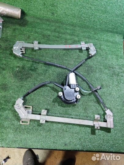 Стеклоподъемник LADA Kalina