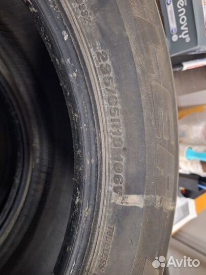 Bridgestone Dueler H/L 33 235/65 R18 106V