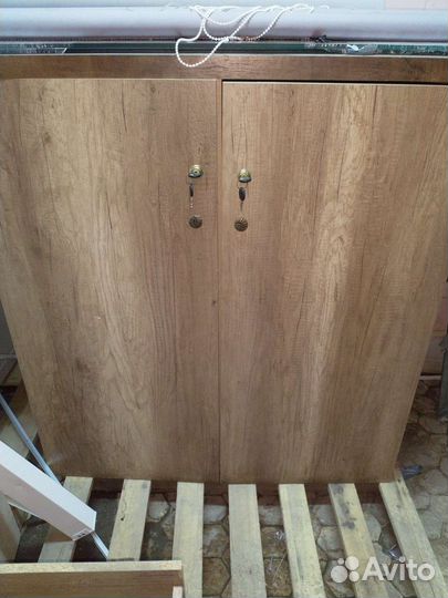 Барная стойка, шкаф, тумба