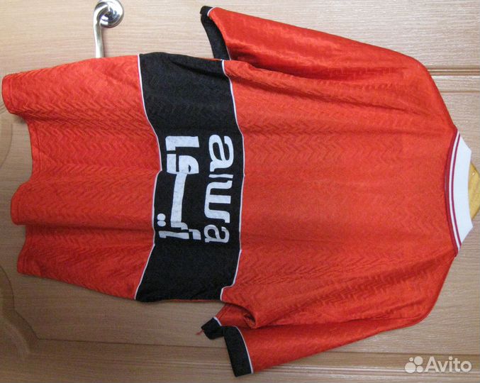 Форма футболиста клуба «Персеполис», Иран, р. 48