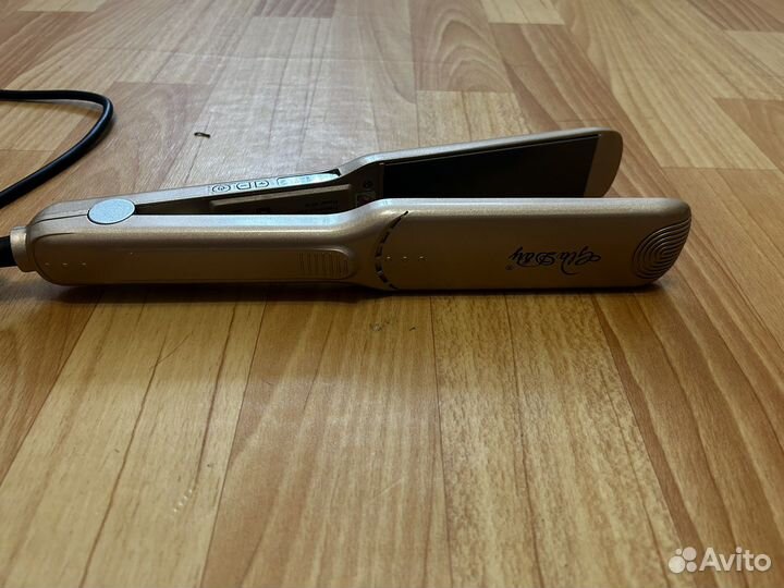 Выпрямитель для волос профессиональный