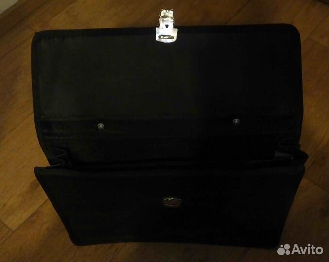 Мужской деловой портфель