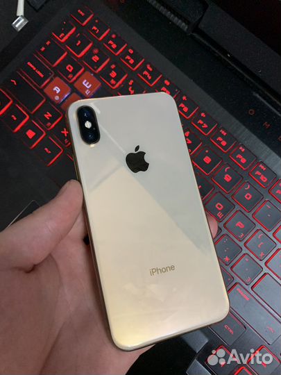 Телефон iPhone XS gold 64GB
