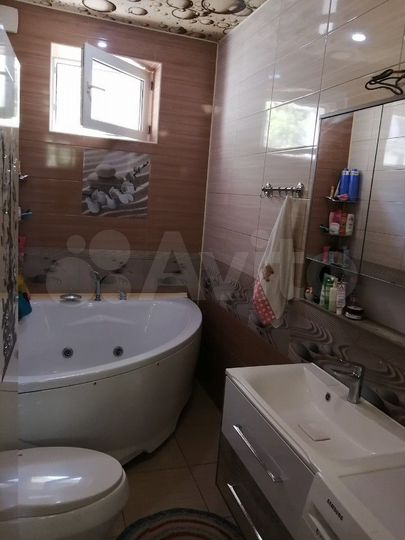 Дом 64 м² на участке 2 сот.