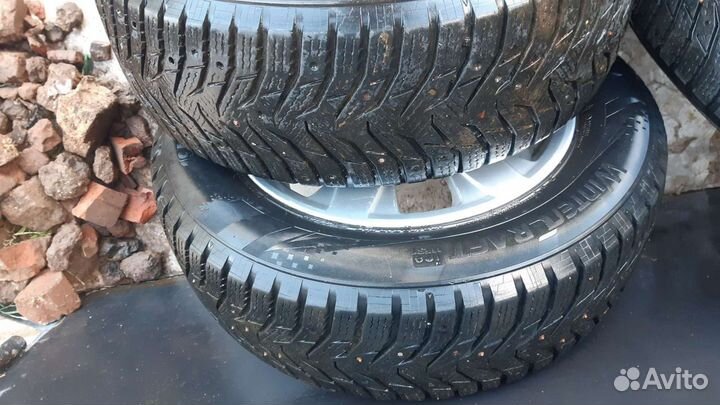 Kumho WinterCraft Ice WI31 195/65 R15