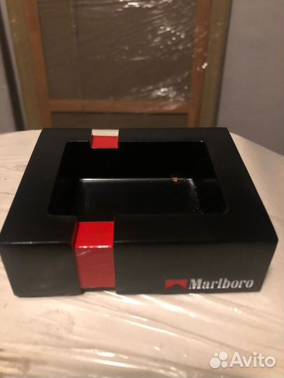 Пепельница мальборо