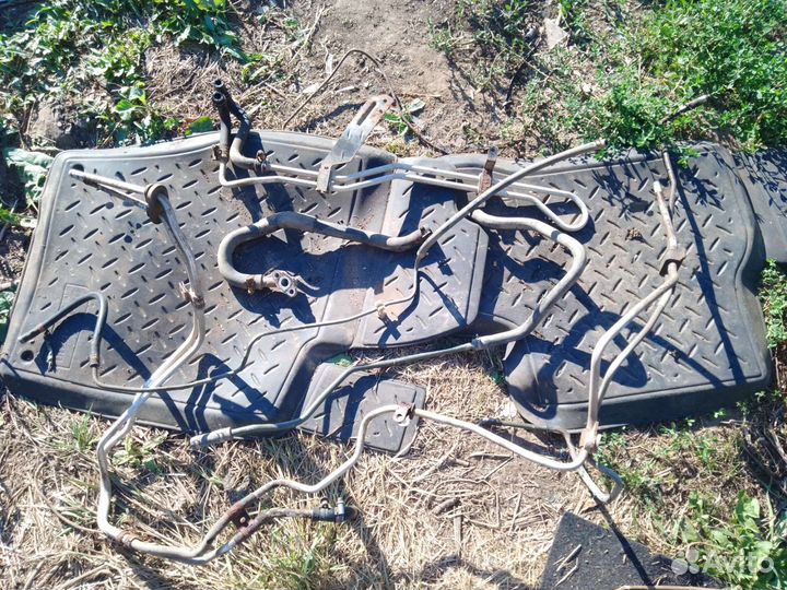 Трубка гур Nissan Primera p11