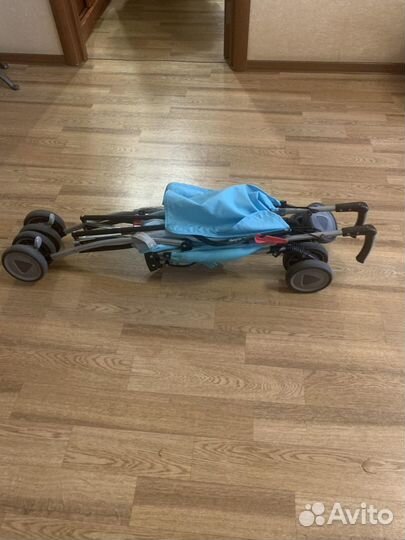 Коляска прогулочная