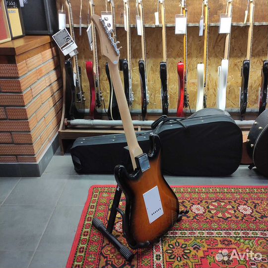 Электрогитара Fernandes Stratocaster LE-1Z