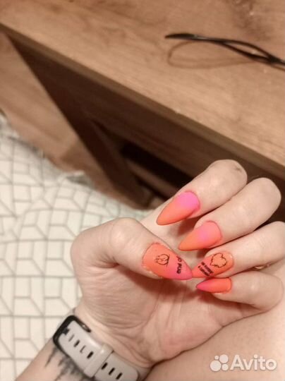 Мастер маникюра