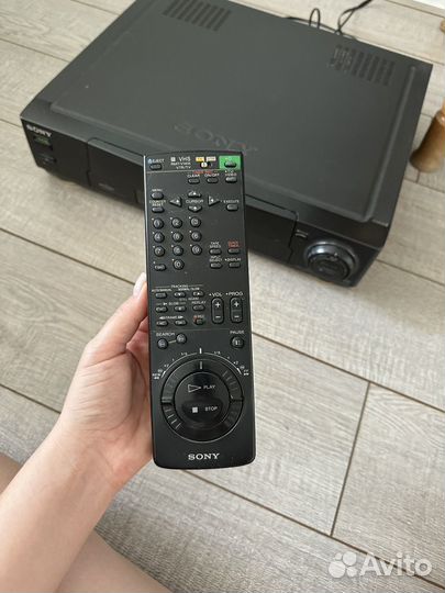 Видеомагнитофон sony