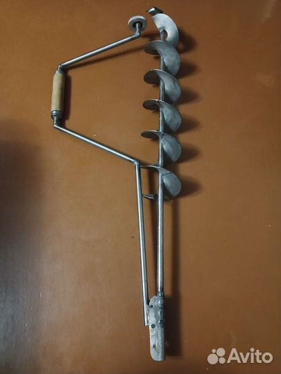 Ледобур титановый