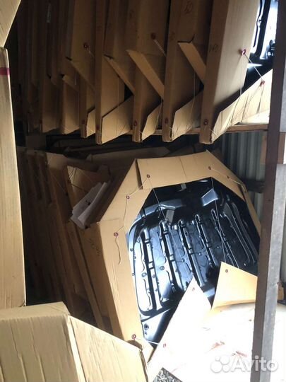 Капот на Камри,Королла,Форд,Солярис