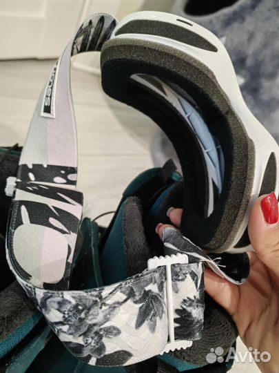 Горнолыжные очки Salomon