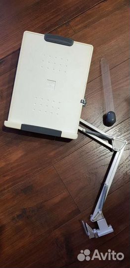 Держатель для бумаг