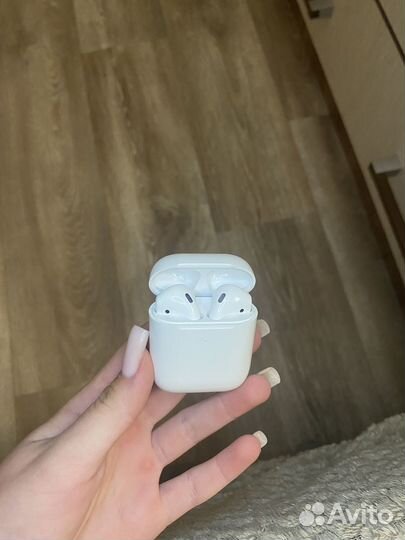 Airpods 2