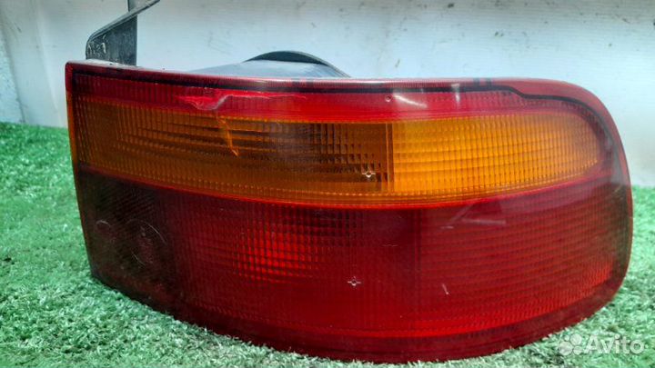 Фонарь задний правый Honda Accord 5 англия 2.0