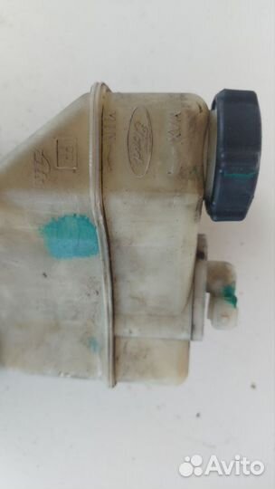 Главный тормозной цилиндр Ford Scorpio 2