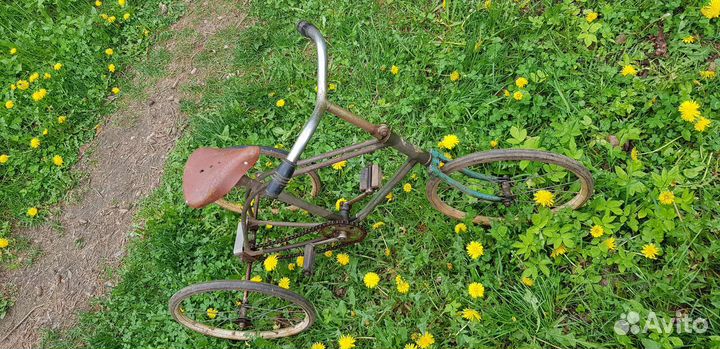 Трехколесный детский велосипед раритетный