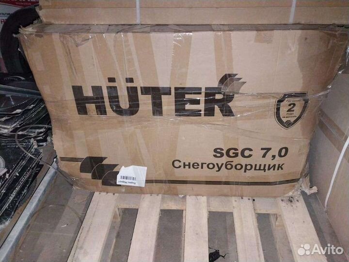 Снегоуборщик Huter SGC 7.0 70/7/28 7л.с