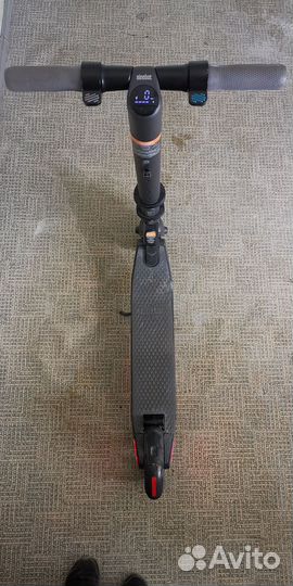 Электросамокат Ninebot KickScooter ES2