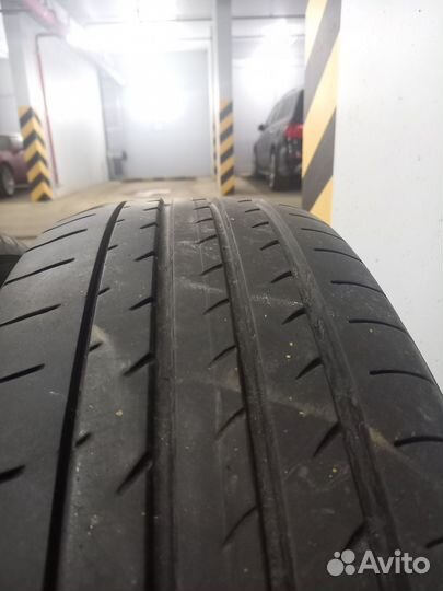 Yokohama Advan Sport V105 235/65 R17 108W