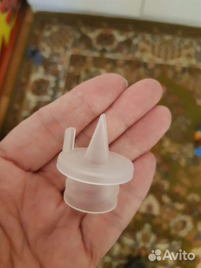 Клапан для молокоотсоса новый