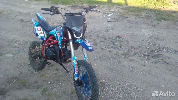 Продам питбайк