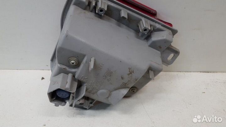 Фонарь противотуманный задний правый Toyota Land