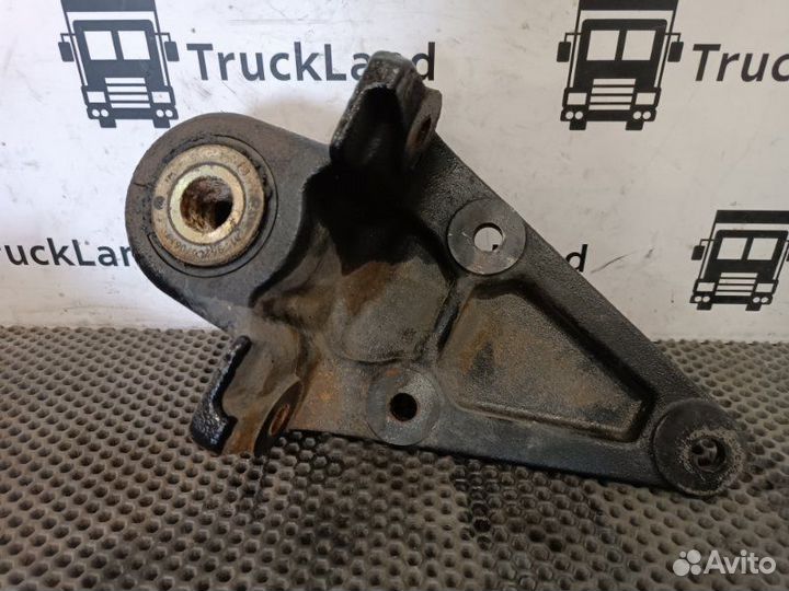 Кронштейн передней рессоры задний Man Tgx