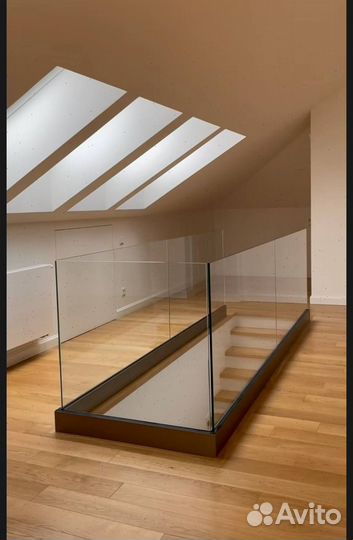 Стеклянные перила для лестниц