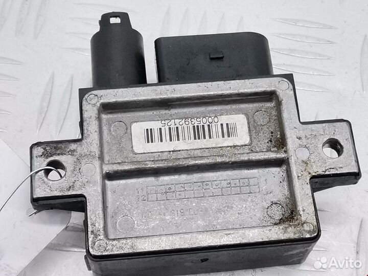 Реле накала свечей BMW 3 E46 рест. 2004