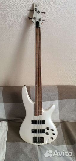 Бас гитара ibanez sr300 pearl white