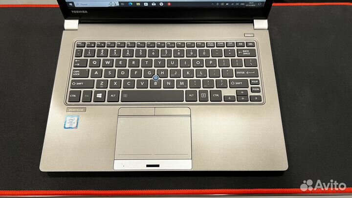 Ноутбук бизнес серии Toshiba - i5 8/256GB