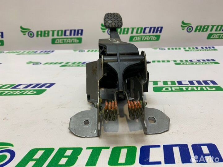 Педаль сцепления Mazda Cx-30 кроссовер бензин 2019