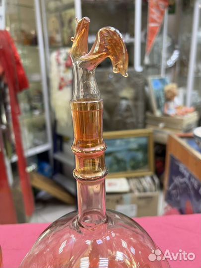 2 графина с лебедями. стекло СССР