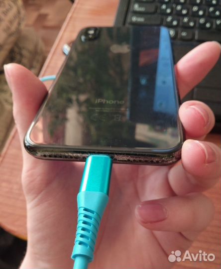 iPhone X, 256 ГБ