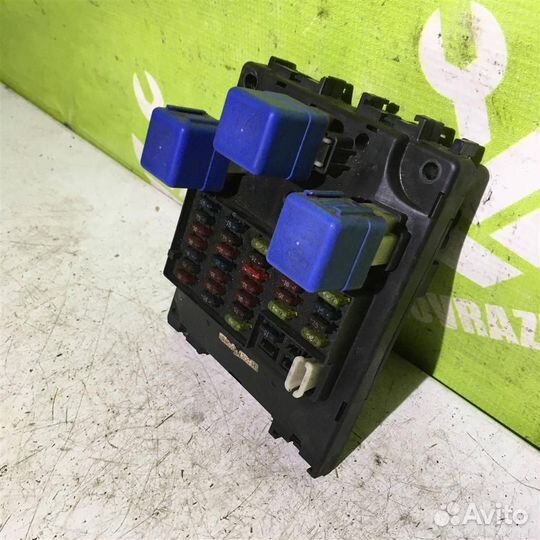 Блок предохранителей Ниссан Альмера Н15 95-00