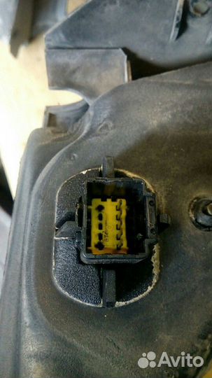 Зеркало правое электрическое Рено Сценик 2