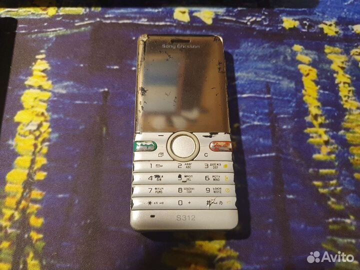 Sony Ericsson T250i, S312, J20i